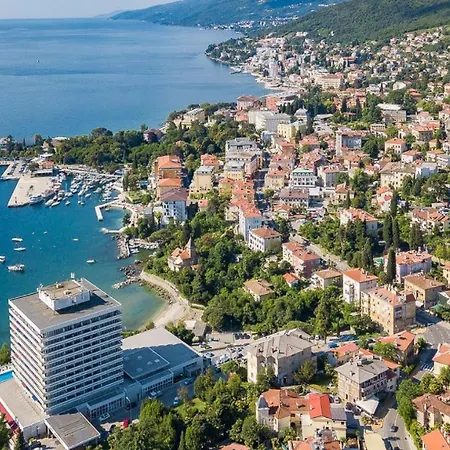 Vila Sv. Theodor * Opatija