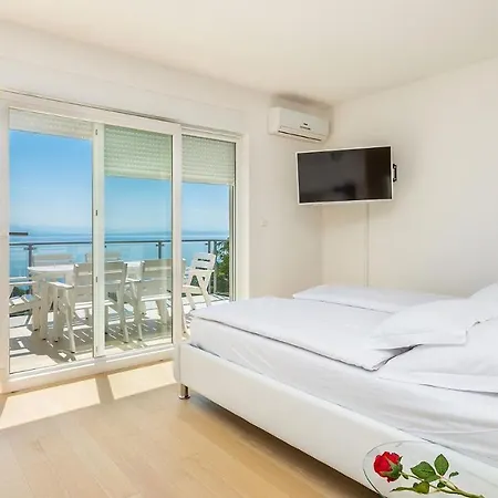 Vilă Vila Sv. Theodor Opatija